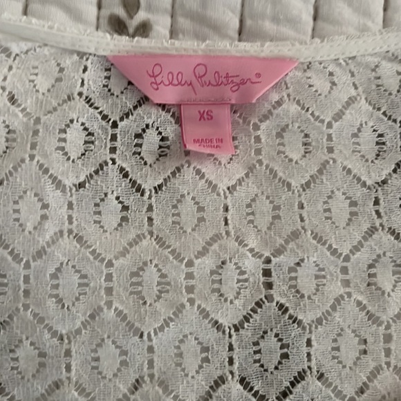 5/$25- Lilly Pulitzer white eyelet lace blouse - Picture 4 of 4